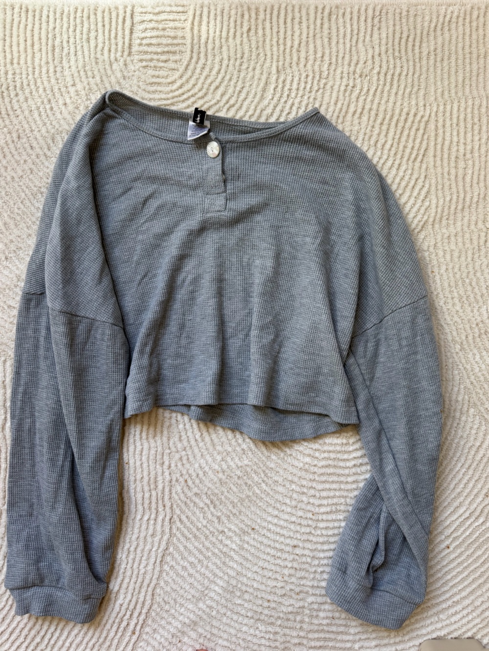 Dippin' Daisy's Gray Waffle-Knit Cropped Long-Sleeve, M
